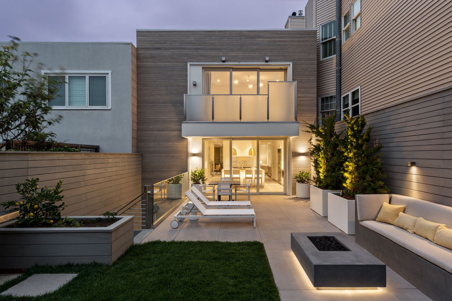 SF002, a refined Presidio Heights residence and private garden